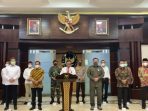 Menko Polhukam Mahfud Md saatmenggelar pengumuman terkait status FPI