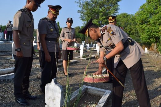 Bawah-HUT Bhayangkara Pemalang