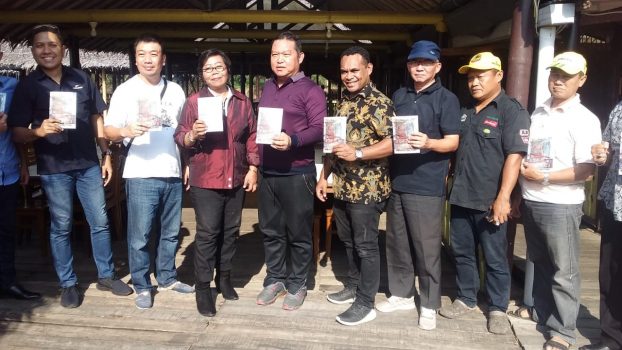 Tengah 1 Buku Ong Budiono 1