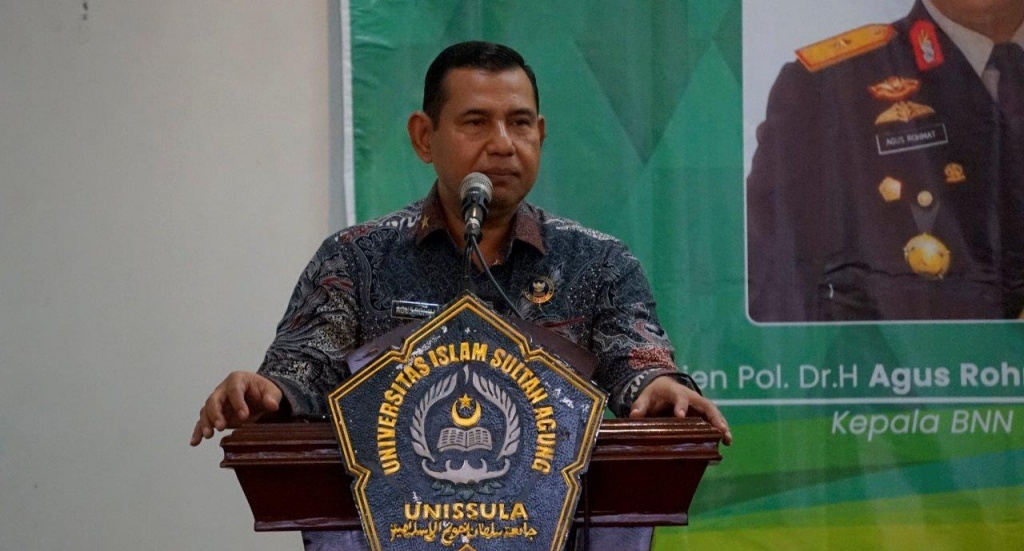 kuliah umum BNN jateng di Unissula Semarang