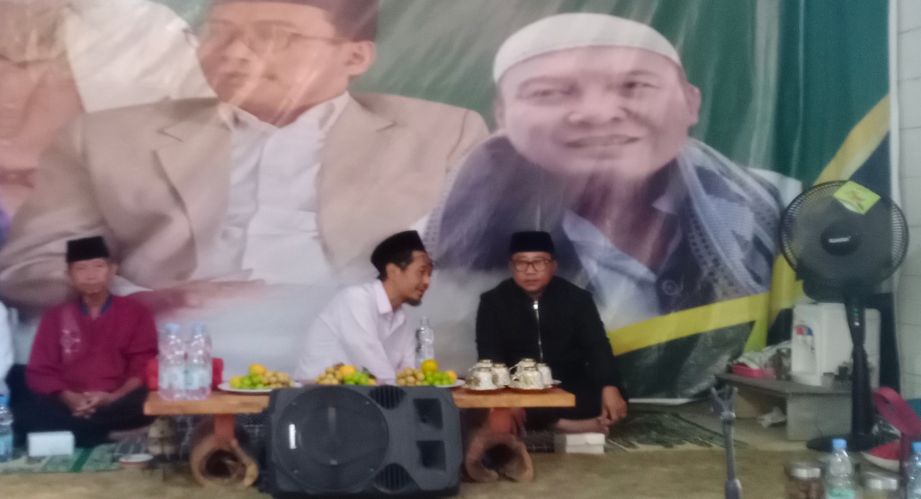 Iswar Aminuddin ngaji di Ponpes Ar Roworejo