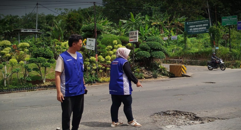 Ombudsman Jateng cek jalan berlubang di Semarang