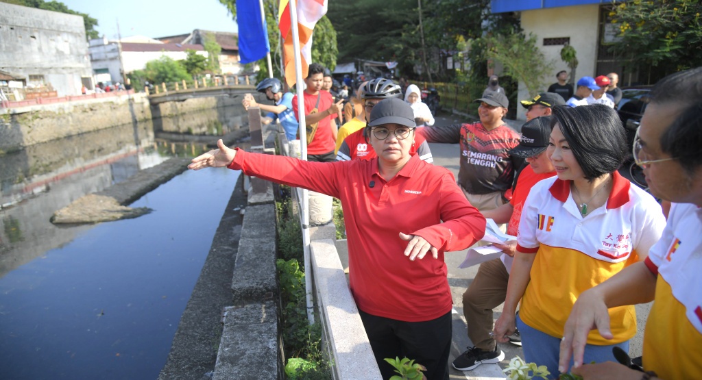 kota lama sungai semarang