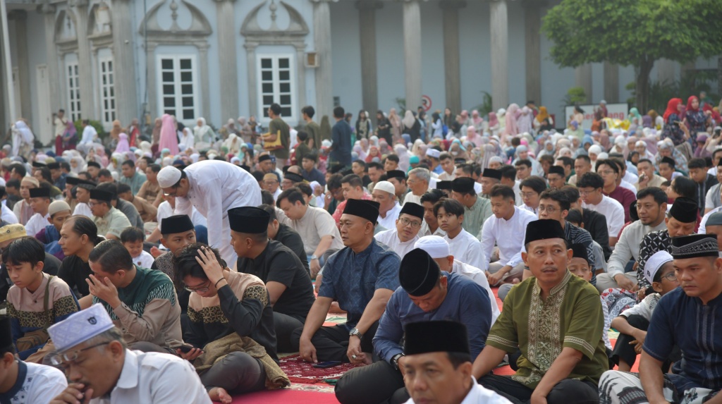 salat idul fitri di semarang