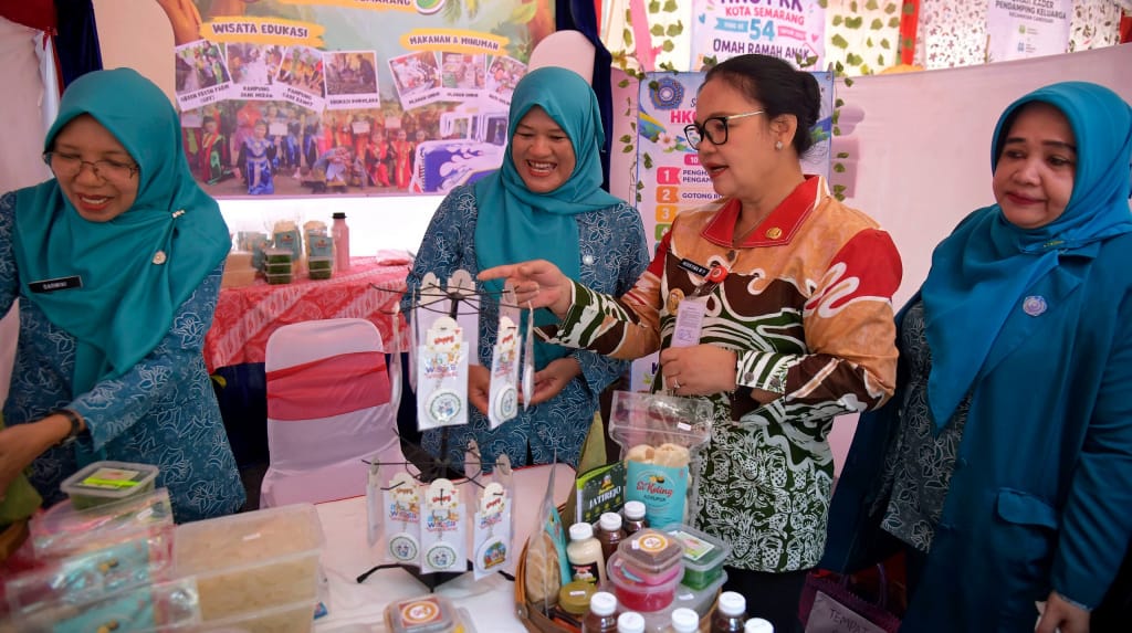 Kegiatan PKK Semarang