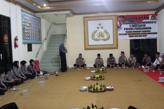 bawah malam tirakatan polres pekalongann