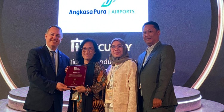 angkasa pura 1 mendapat penghargaan dari ACI